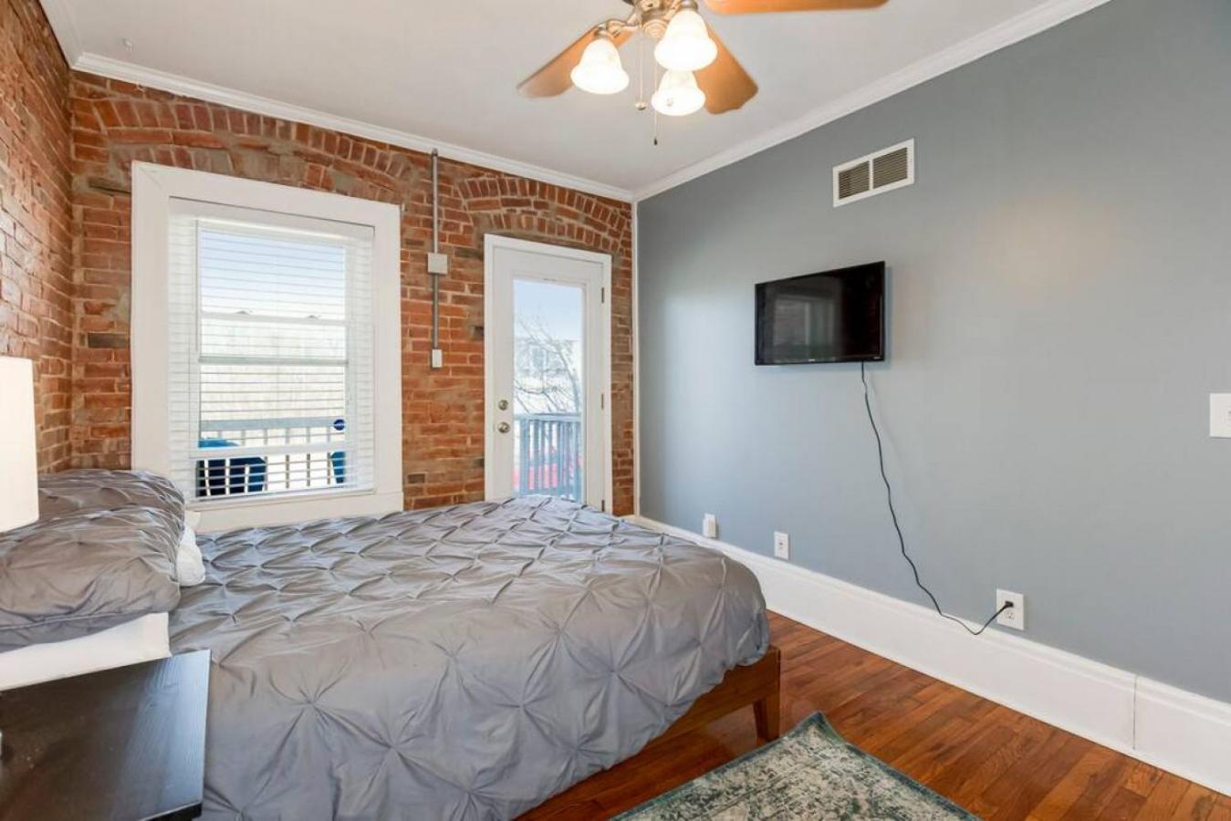 Entire Loft Downtown With Free Parking Βίλα Κάνσας Σίτι Εξωτερικό φωτογραφία